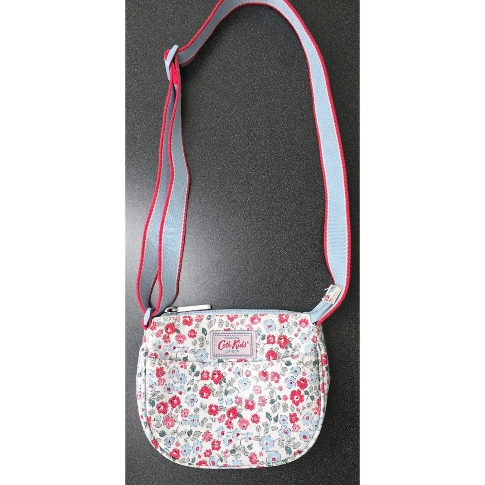 Cath Kidston Purse Wallet Floral Kids Crossbody Bag Adjustable Ditsy